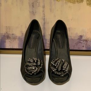 Green high heeled shoes